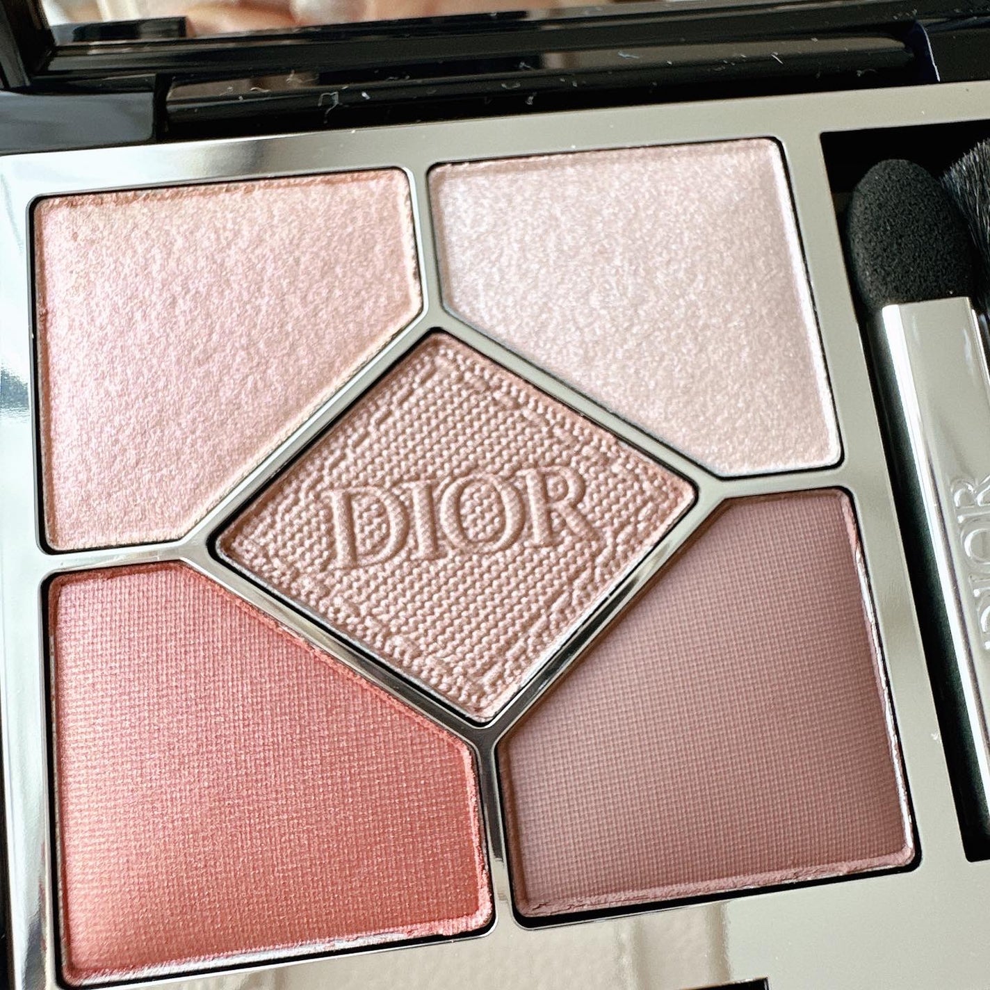 ディオールショウ サンク クルール/Dior/アイシャドウを使ったクチコミ(2枚目)