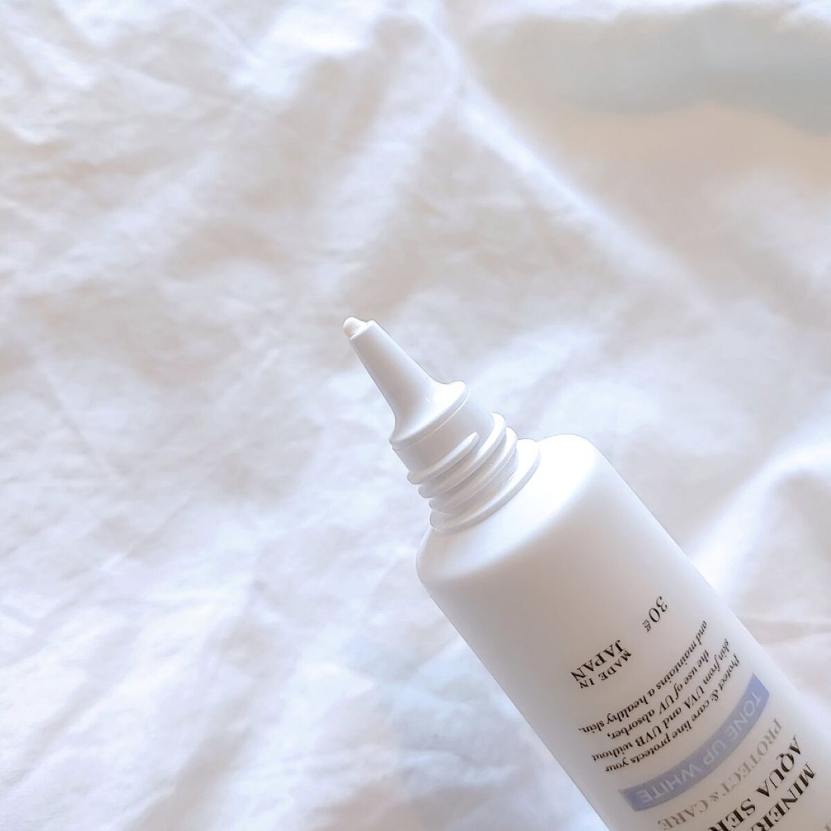 ミネラルUVアクアセラム/エトヴォス/美容液を使ったクチコミ（2枚目）