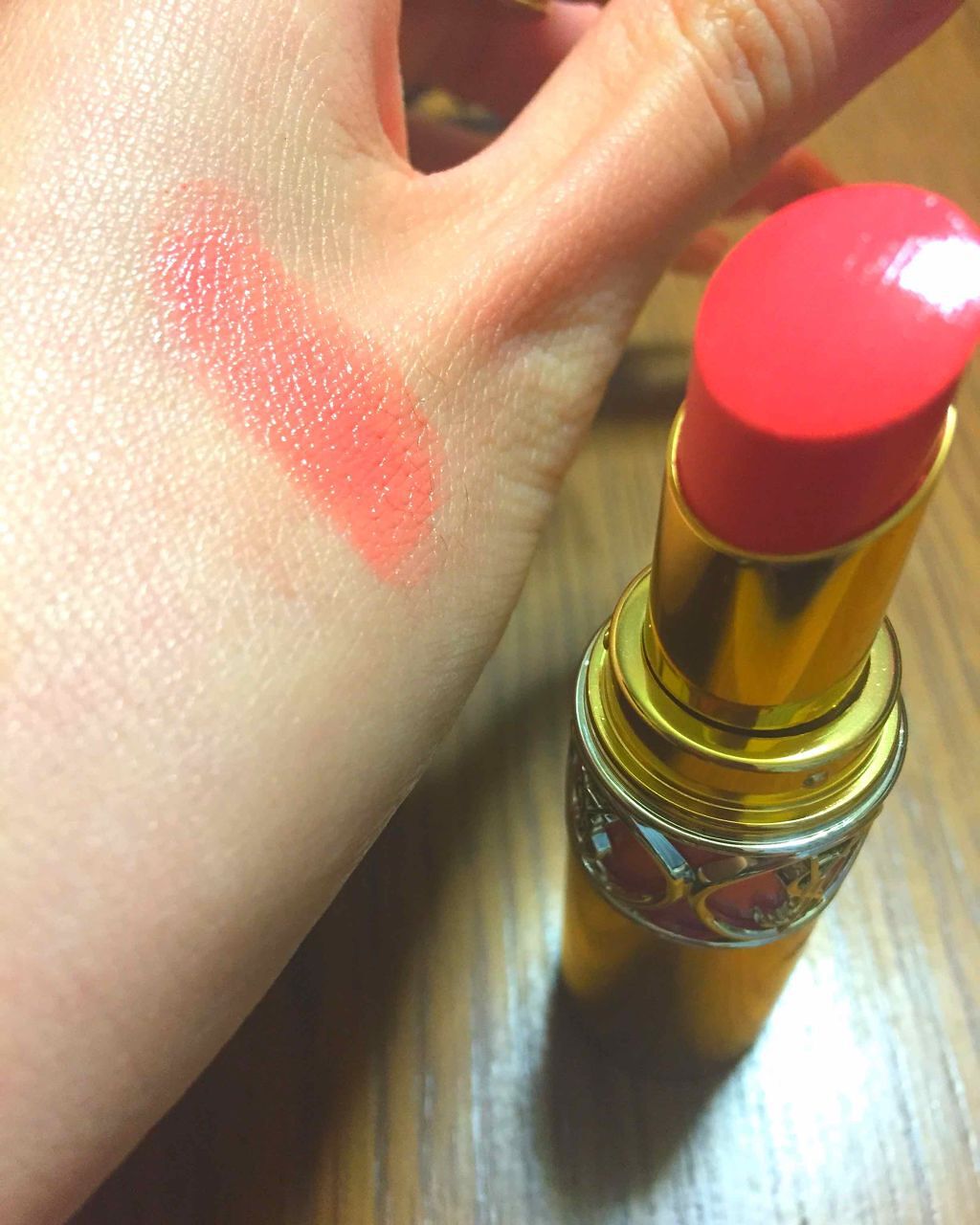 ルージュ ヴォリュプテ シャイン/YVES SAINT LAURENT BEAUTE/口紅を使ったクチコミ(2枚目)