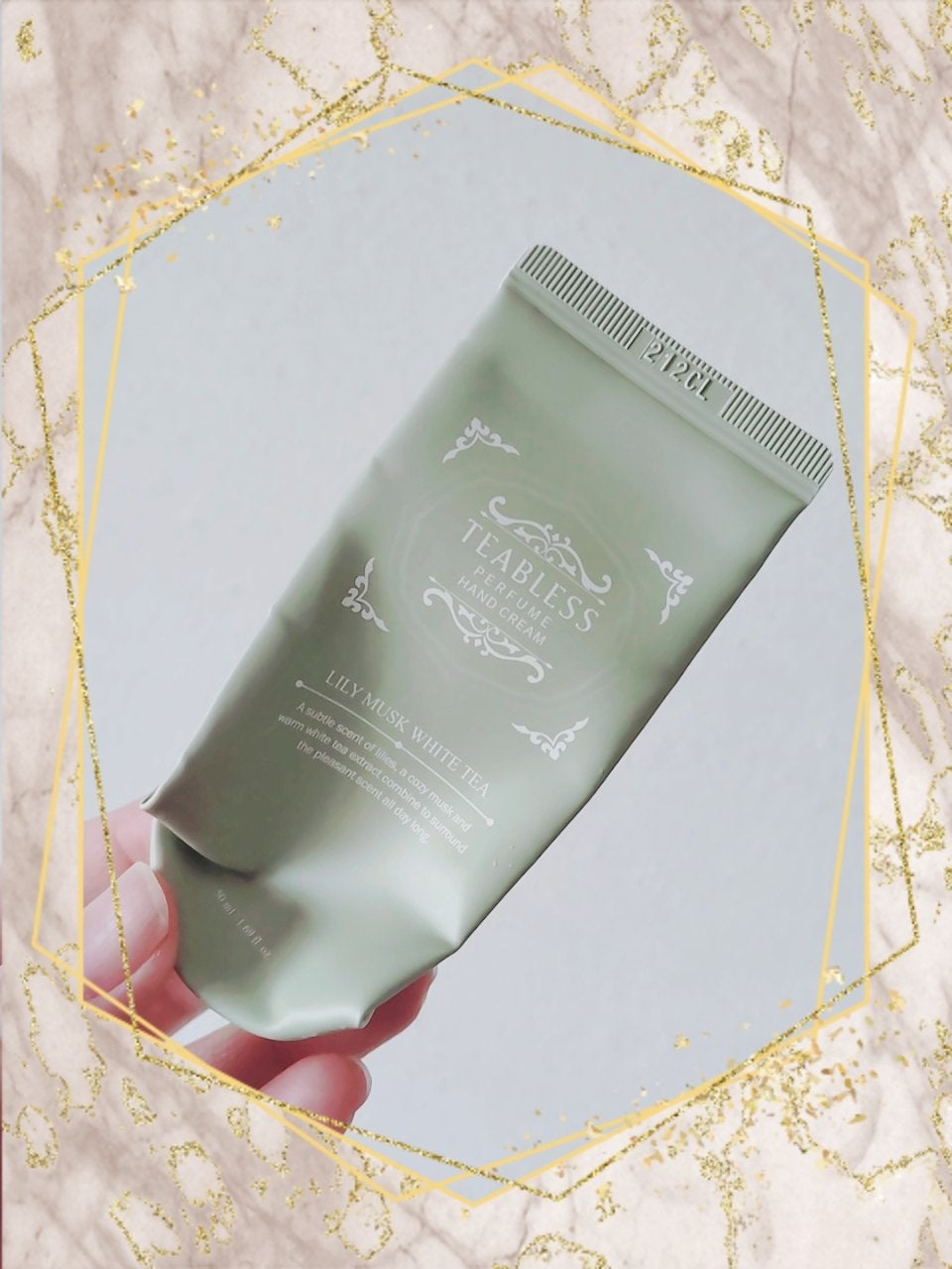 パフュームハンドクリーム リリームスクホワイトティーの香り/TEABLESS/ハンドクリームを使ったクチコミ(1枚目)
