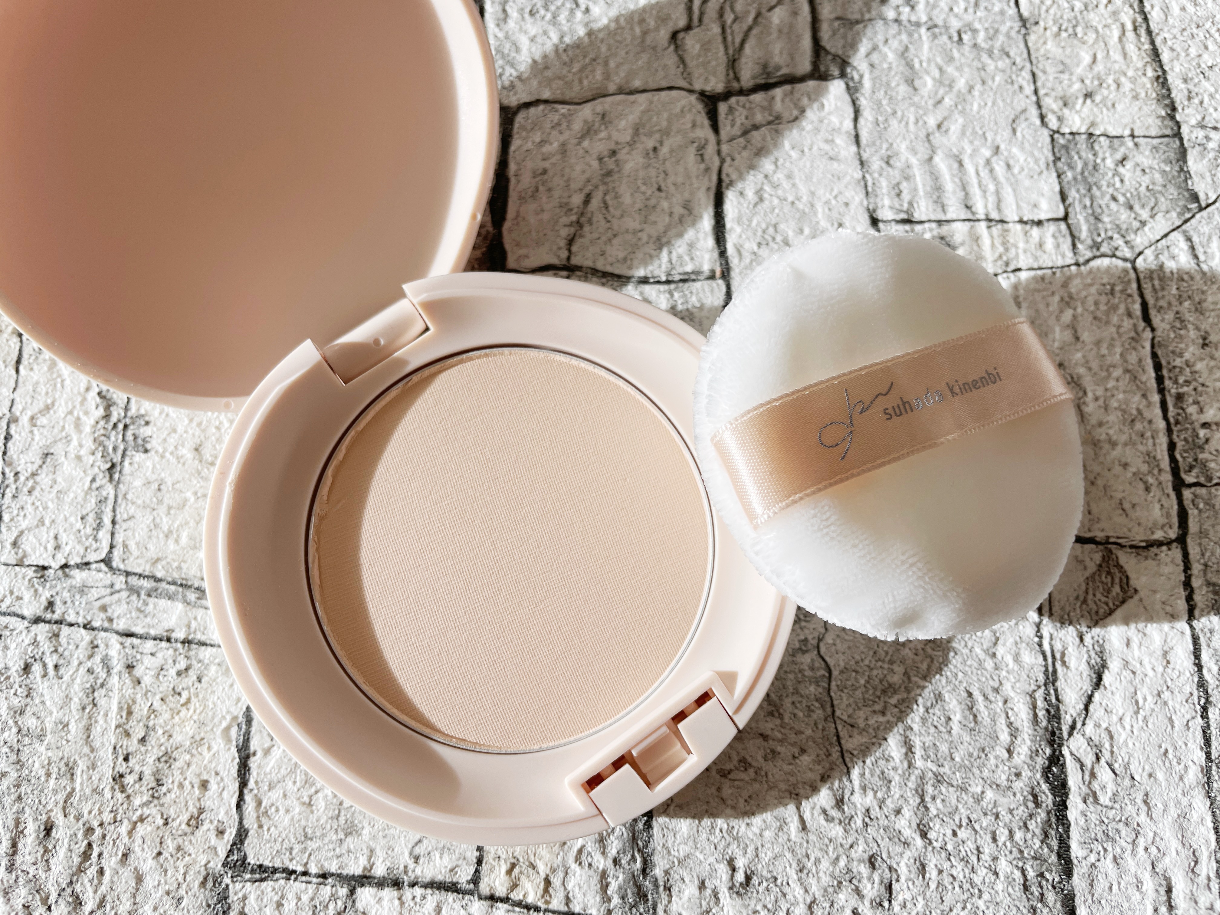 サナ　素肌記念日 スキンケアパウダー N/素肌記念日/プレストパウダーを使ったクチコミ（2枚目）