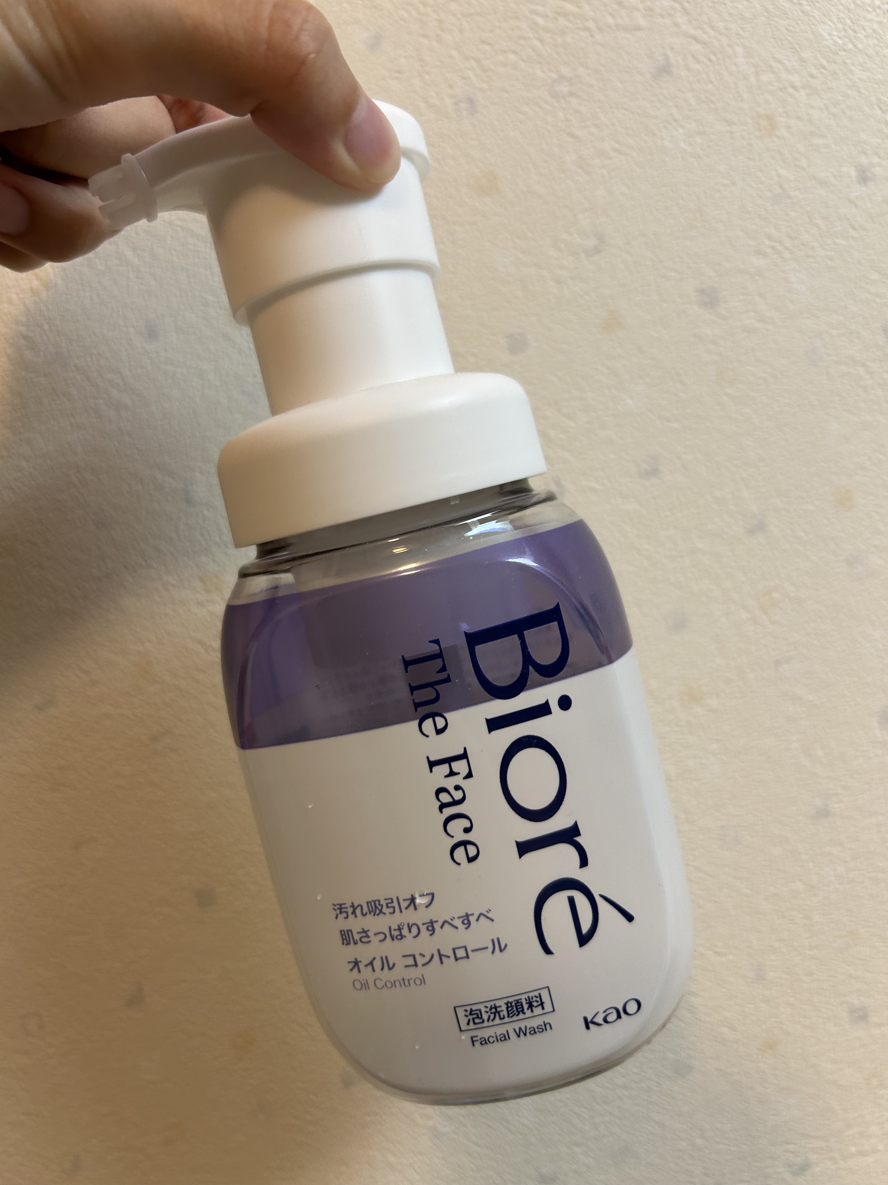 ビオレ ザフェイス 泡洗顔料 オイルコントロール 本体(200ml)/ビオレ/泡洗顔を使ったクチコミ（1枚目）