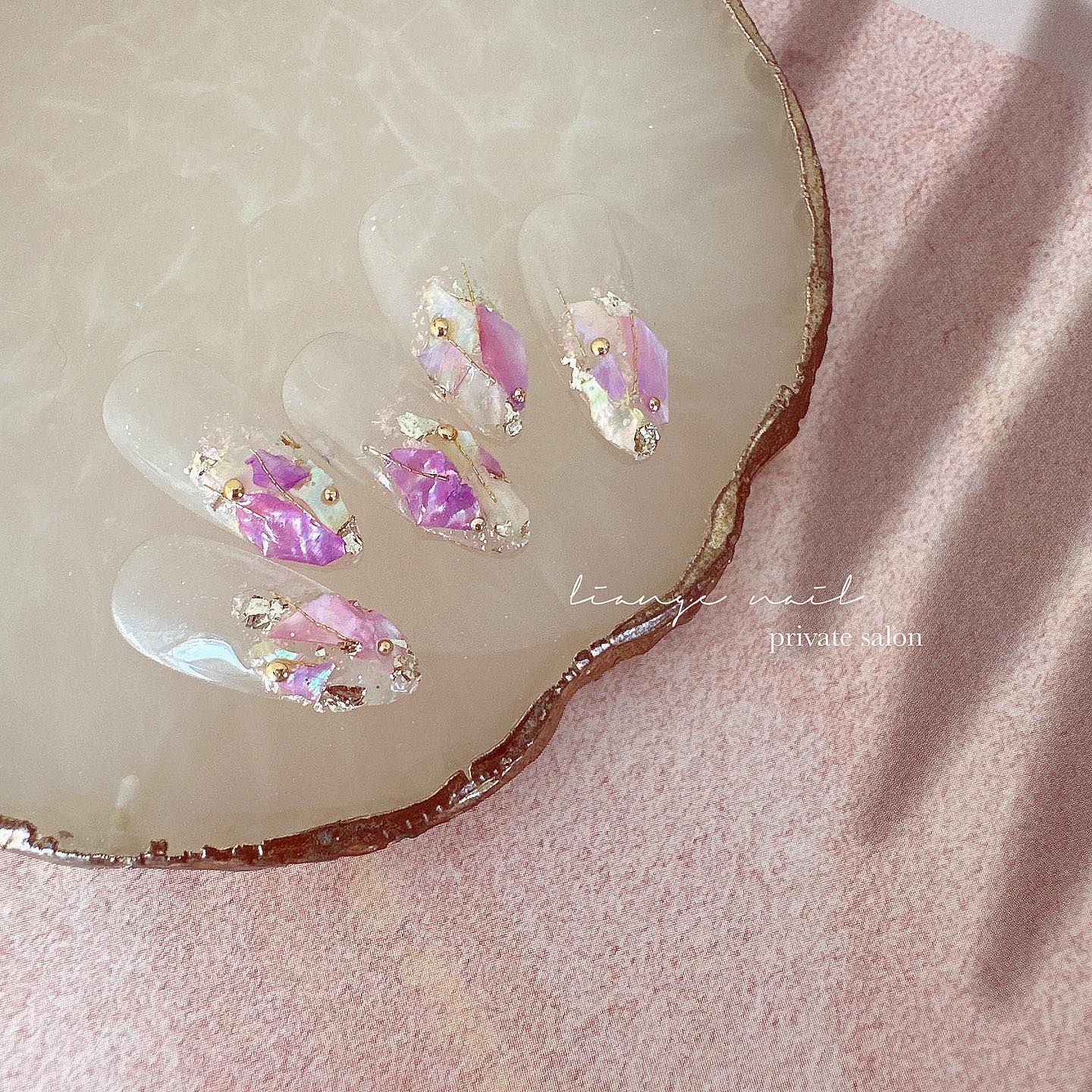 #ネイル,#大人ニュアンスネイル,#ニュアンスネイル,#ジェルネイル,#シェルネイル,#夏ネイルのネイルデザイン