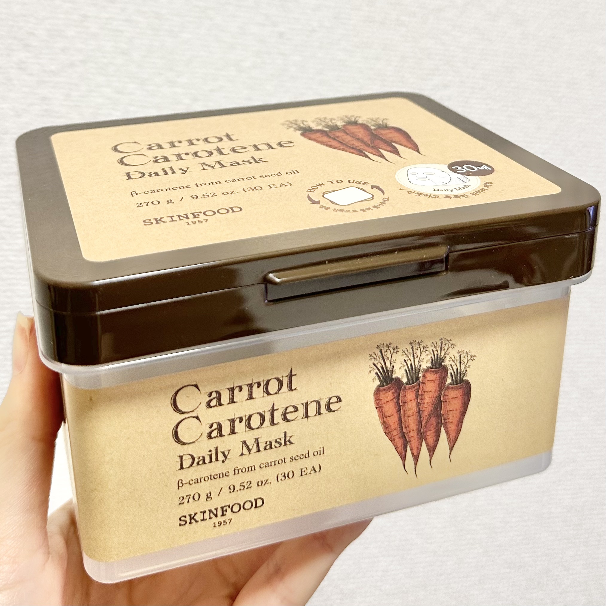 🥕スキンフード キャロットカロテンデイリーマスク 30枚入り


めっちゃお気に入りのシートマスク🧡


薄くて柔らかいセルロースのシートがぴったり密着して、水分たっぷりの瑞々しい肌にしてくれる！


容器も使いやすいし、最短5分でOK