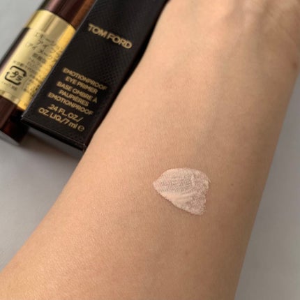 エモーションプルーフ アイ プライマー/TOM FORD BEAUTY/アイシャドウベースを使ったクチコミ(3枚目)