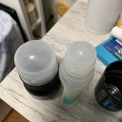 ギャツビー プレミアムタイプ デオドラントロールオンのクチコミ「エイトフォーと比較して、ロールの部分がデカいです。
おかげで塗りやすい。エイトフォーだとなん往.....」(1枚目)