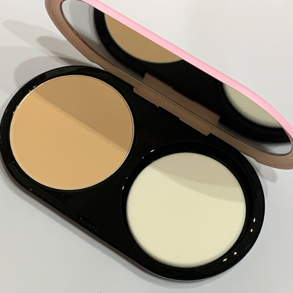 ライトフル C３ ナチュラル シルク パウダーファンデーション NC25/M・A・C/パウダーファンデーションを使ったクチコミ（2枚目）