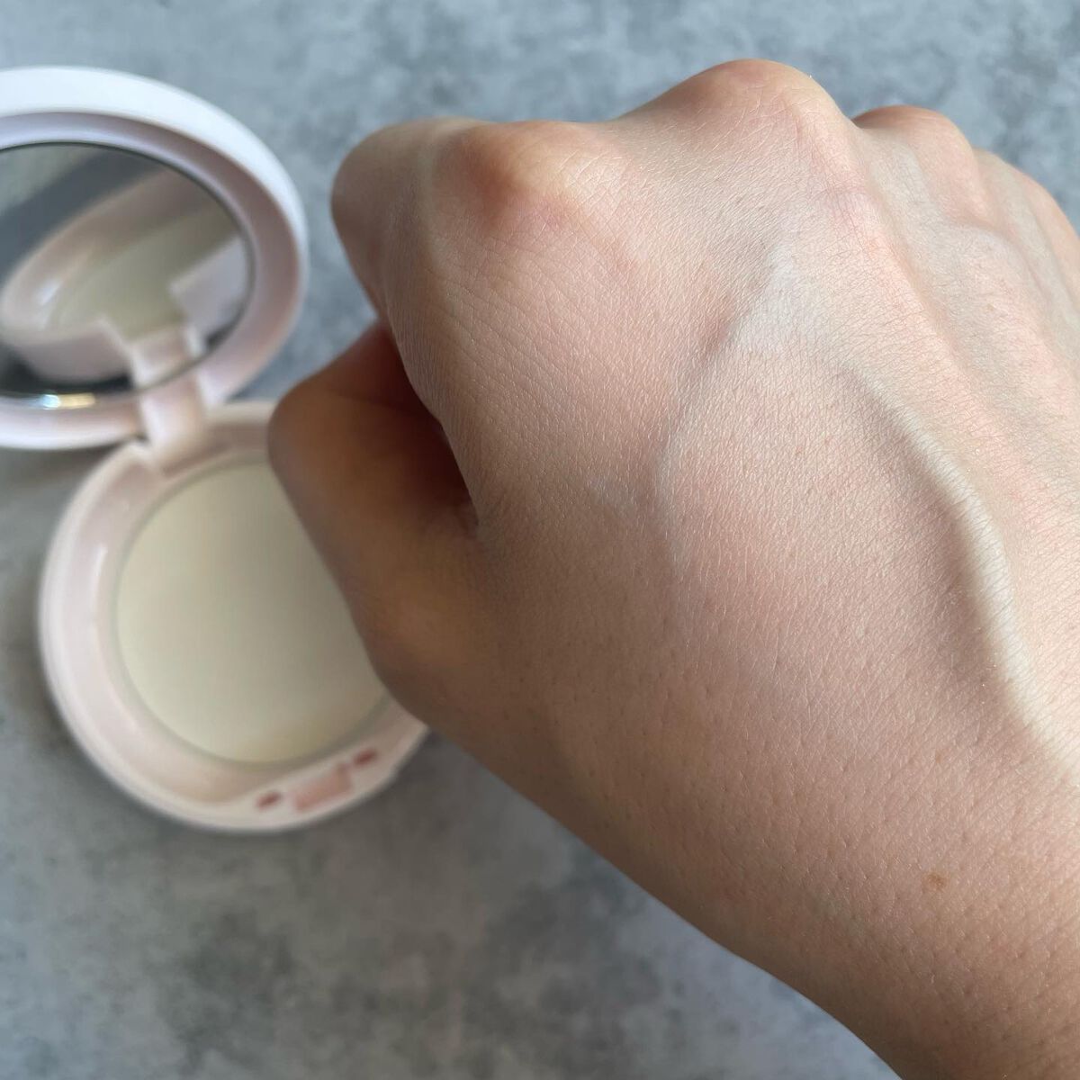 薬用 スキンケア パウダー/アクネオ/プレストパウダーを使ったクチコミ(4枚目)