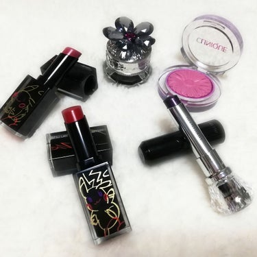 ルージュ アンリミテッド ラッカーシャイン＜2019年クリスマスコフレ限定＞/shu uemura/口紅を使ったクチコミ（2枚目）