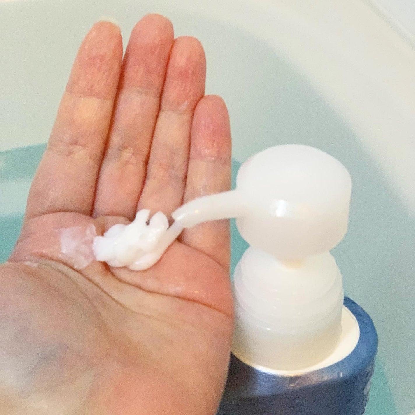 まるまな(フォロバ100) on LIPS 「𖥧𖥧𖧧˒˒..𖡼.𖤣𖥧⠜地肌スッキリ✨5in1コンディショナー..」(2枚目)