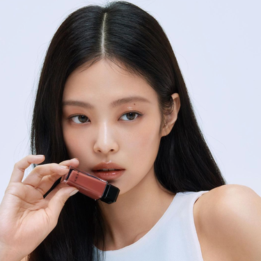 【日本限定カラー💄センシュアルヌードグロスをプレゼント】

今月のプレゼントキャンペーンでは
HERAの定番グロス
センシュアルヌードグロスの日本限定カラー
#52 テイストを5名様にプレゼント！

透