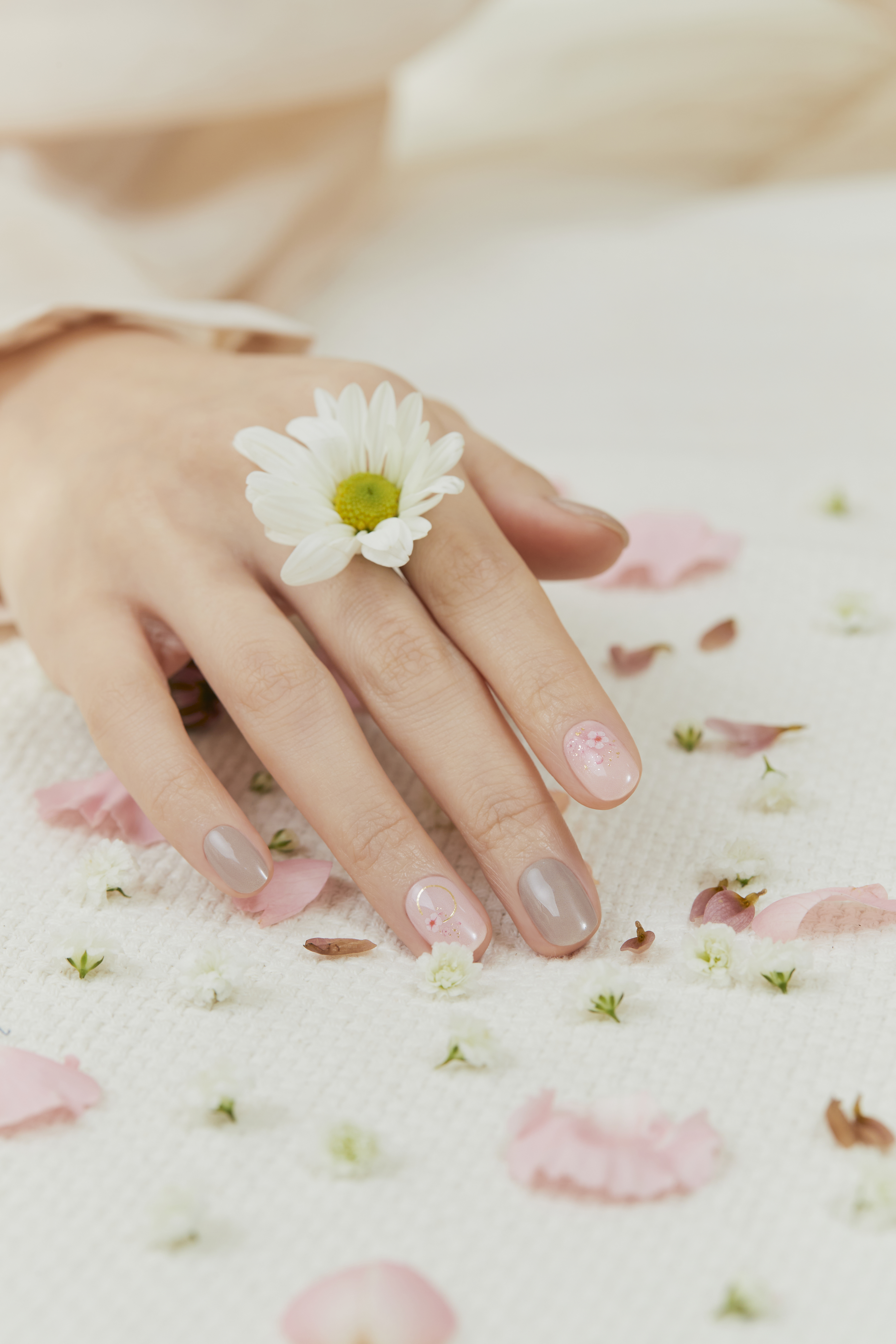 セミキュアジェルネイル（ハンド） ND-316 N ブリリアント(Brilliant)(Winter Romance Collection)