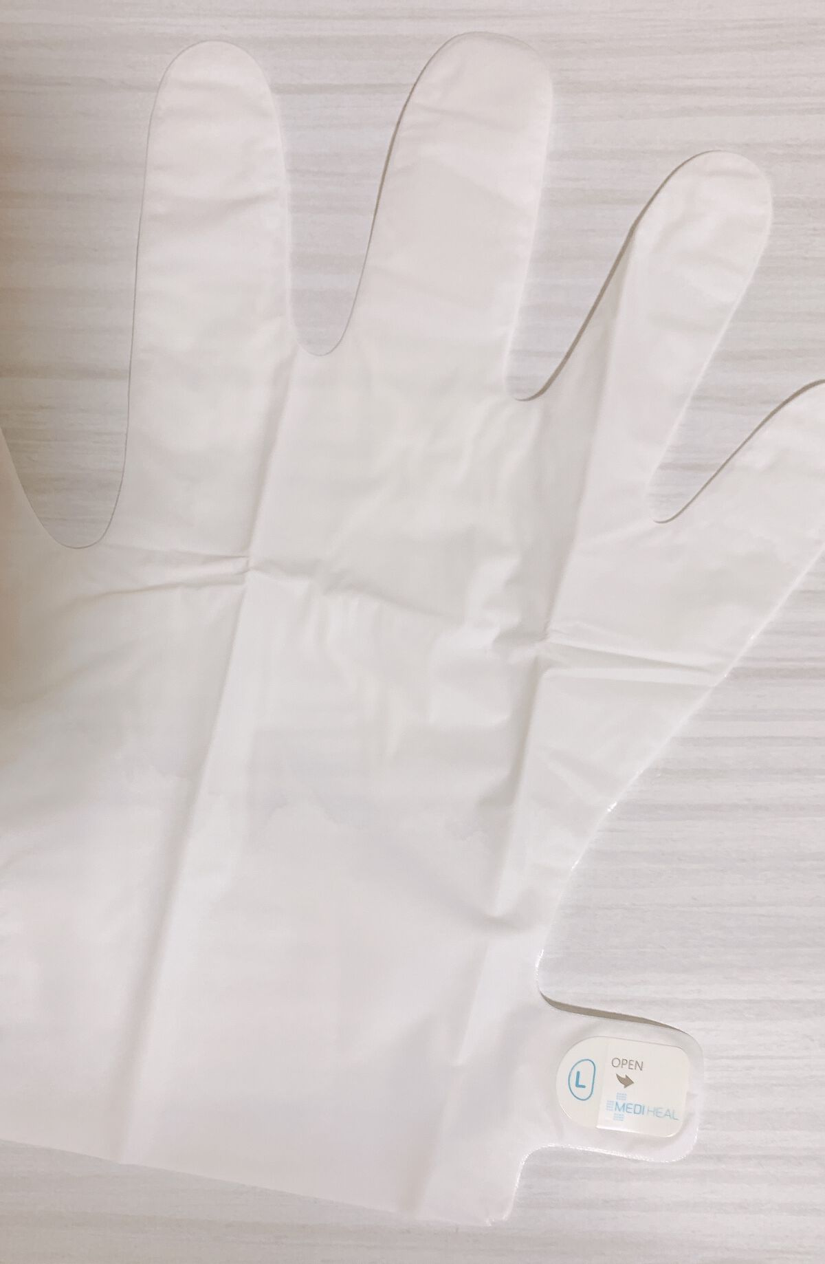 セラフィン ハンドマスク/MEDIHEAL/パーツボディケアを使ったクチコミ（3枚目）