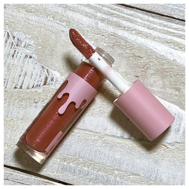 Kylie Cosmetics by Kylie Jenner High Gloss lip gloss/Kylie Cosmetics/リップグロスを使ったクチコミ（2枚目）