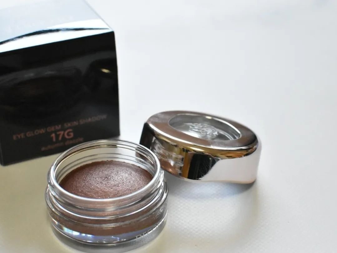 アイグロウジェム スキンシャドウ/DECORTÉ/ジェル・クリームアイシャドウを使ったクチコミ（2枚目）