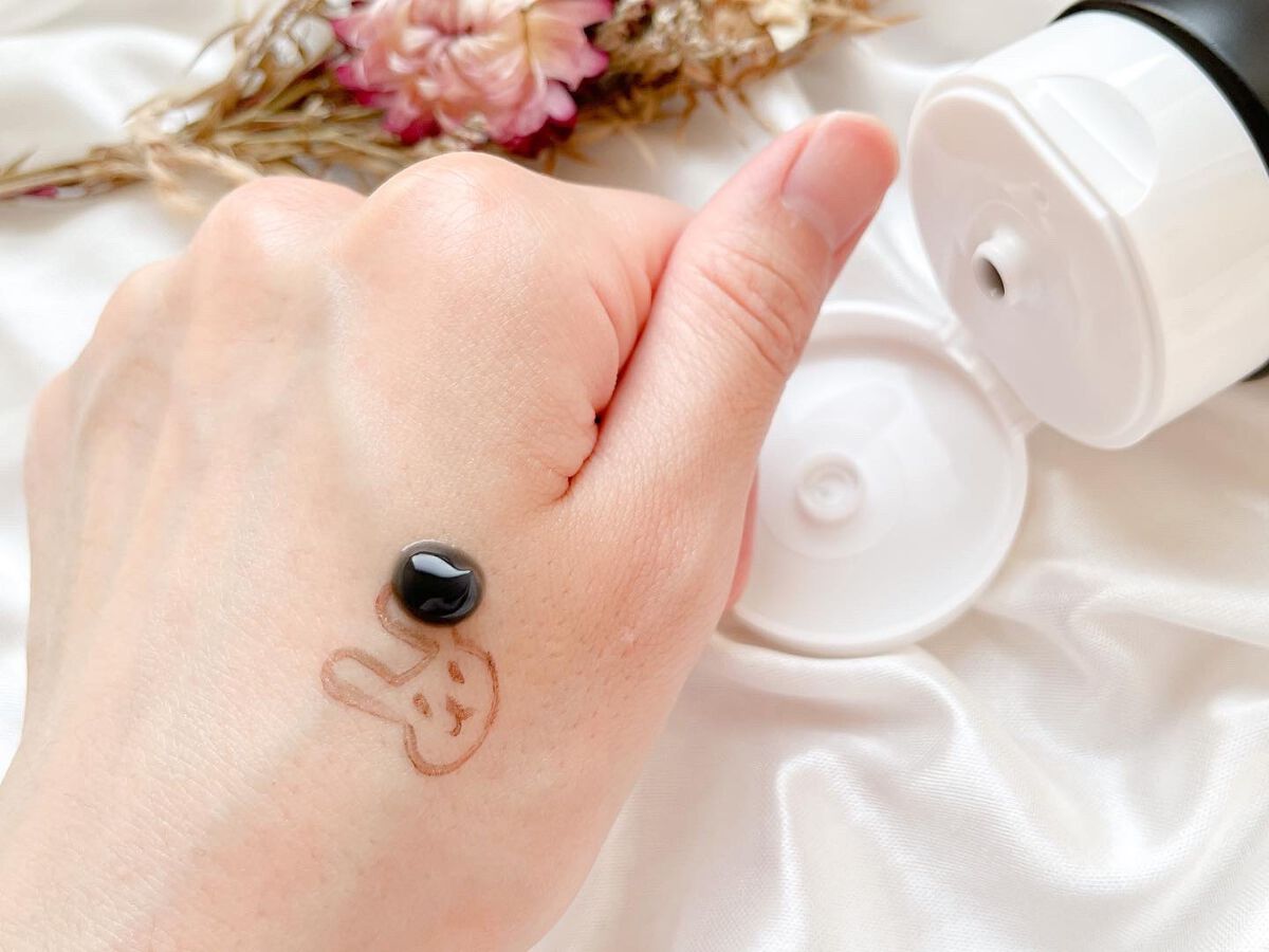 モッチスキン吸着クレンジングBK(炭)/MoccHi SKIN/クレンジングジェルを使ったクチコミ（2枚目）