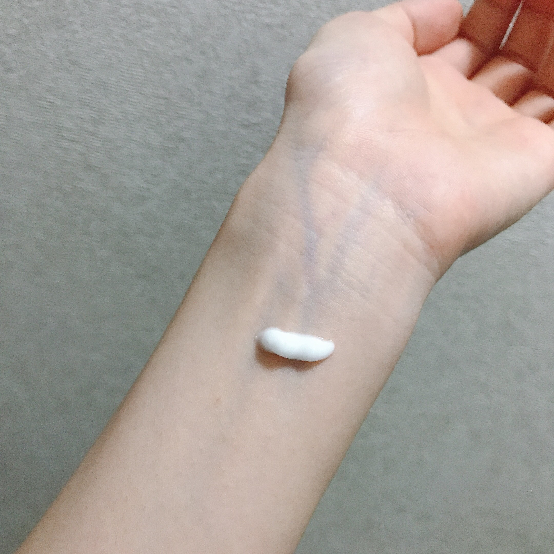 ホワイトスタビリティクリーム/フェミリアル/デリケートゾーンケアを使ったクチコミ（2枚目）