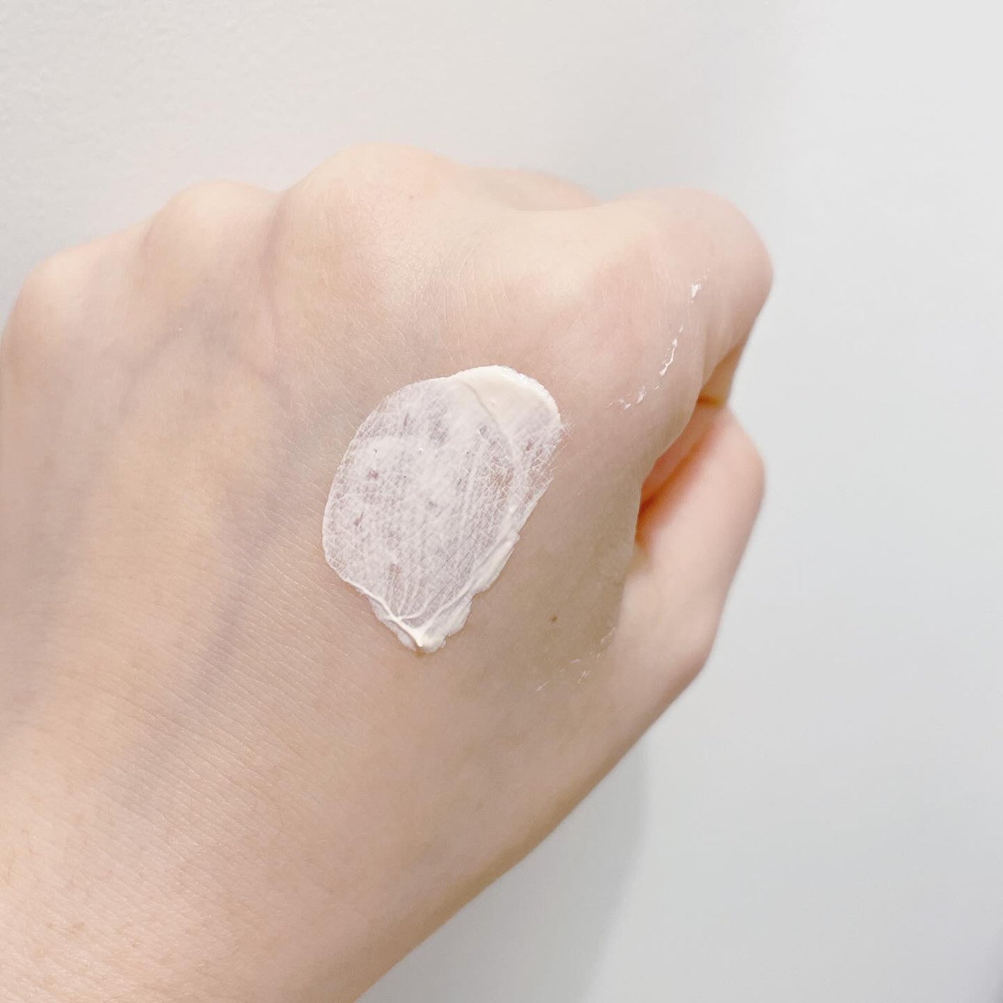 ブラックスネイルグルタチオントーンアップサン/Dr.G/日焼け止めクリームを使ったクチコミ(4枚目)