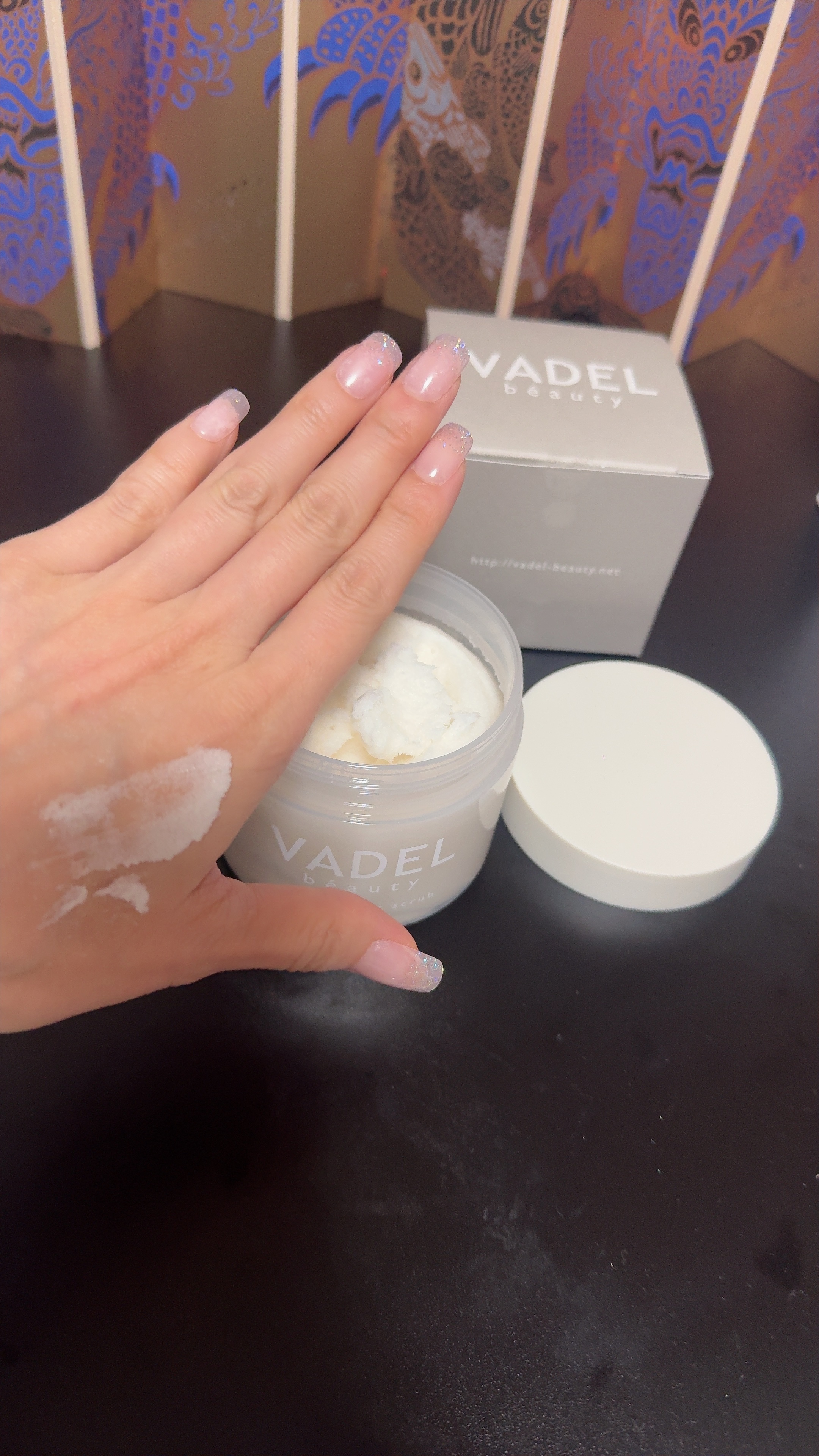 Natural salt scrub/VADEL beauty/ボディスクラブを使ったクチコミ（1枚目）