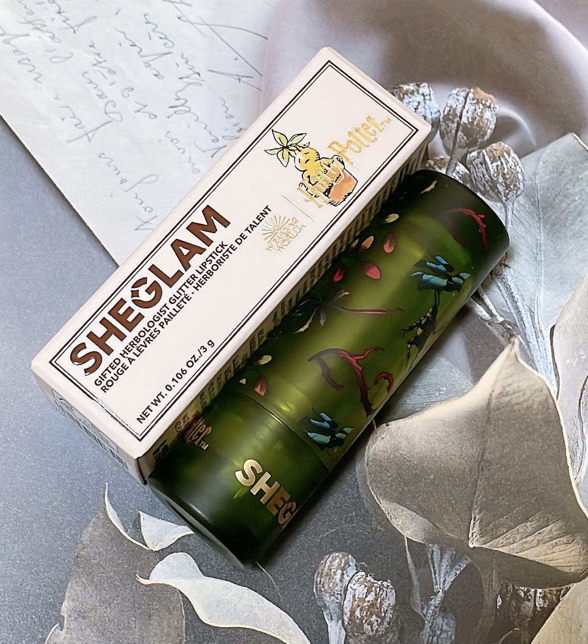 才能豊かな薬草学者のグリッター リップスティック/SHEGLAM/口紅を使ったクチコミ（2枚目）