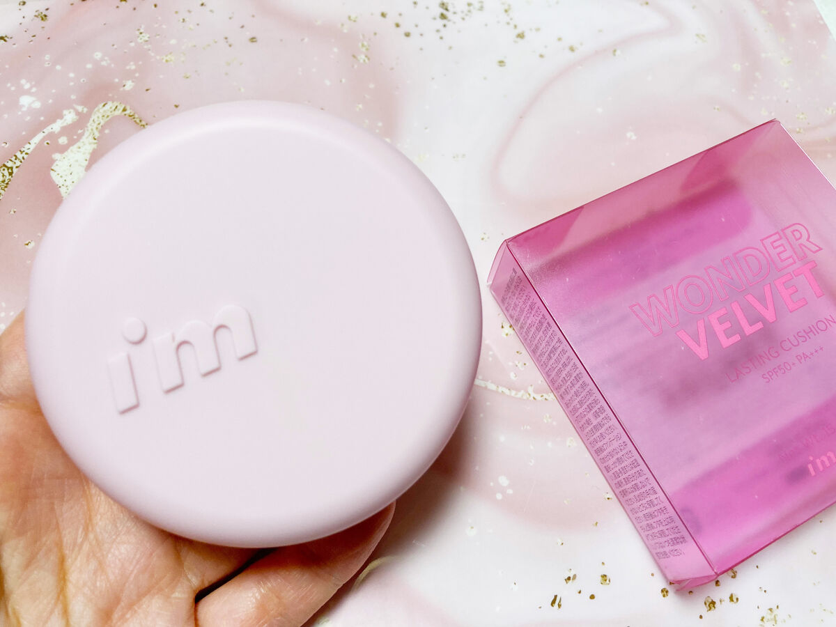 ワンダーベルベットラスティングクッション/i’m meme/クッションファンデーションを使ったクチコミ（2枚目）