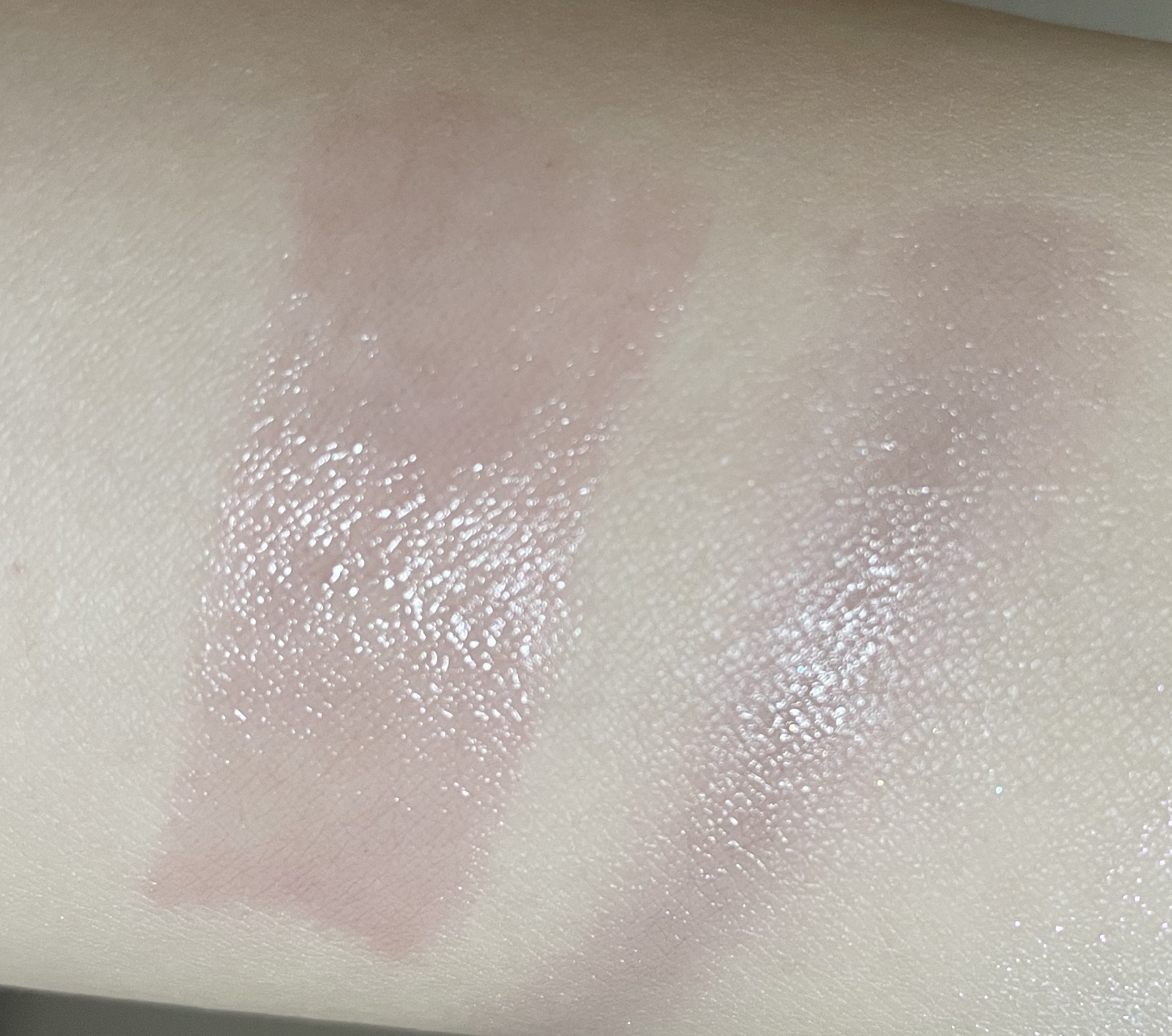 グラスティングメルティングバーム/rom&nd/リップバームを使ったクチコミ（3枚目）