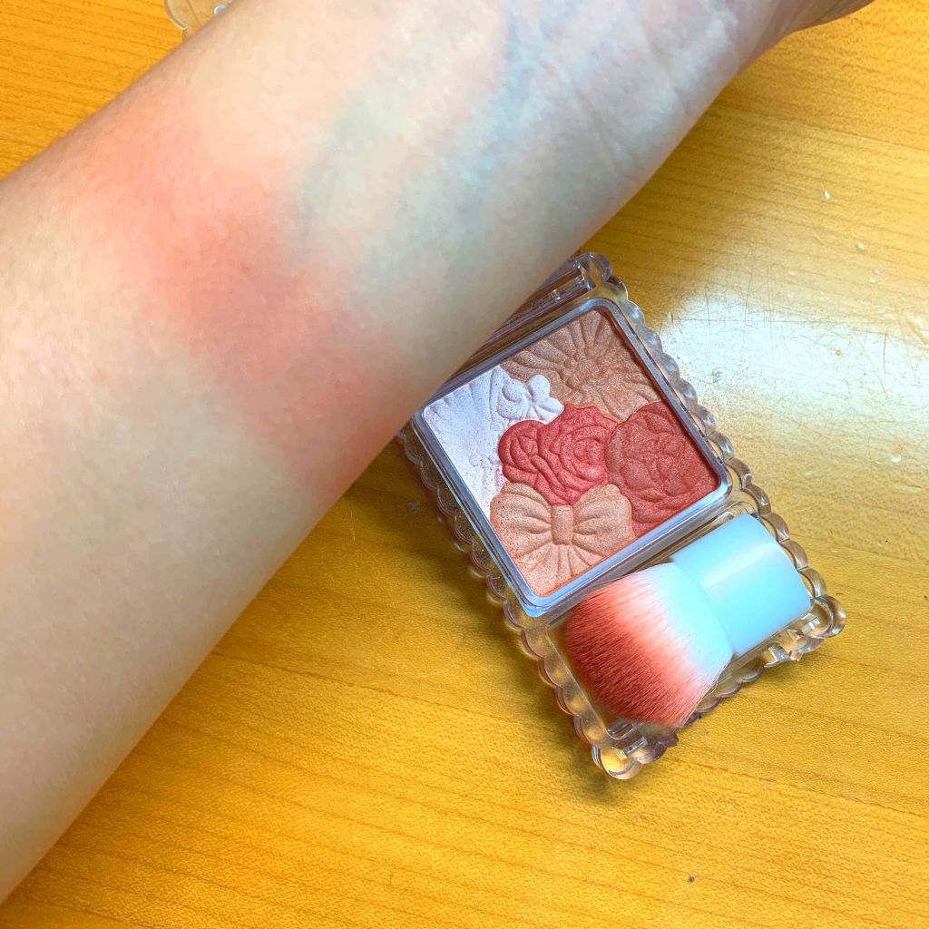 グロウフルールチークス/キャンメイク/パウダーチークを使ったクチコミ（2枚目）