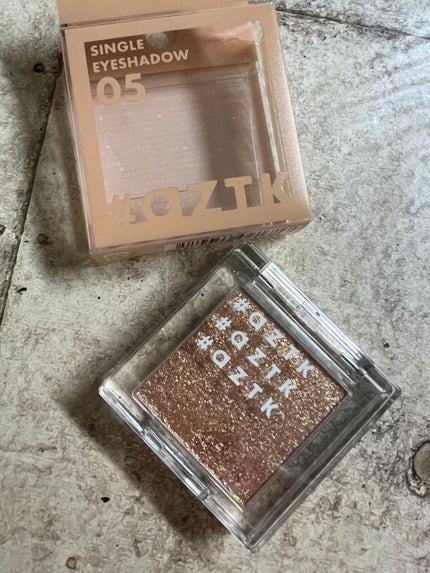 シングルアイシャドウ/aZTK/単色アイシャドウを使ったクチコミ(3枚目)