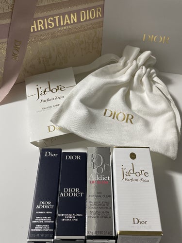 ディオール アディクト リップ グロウ 000 ユニバーサル クリア /Dior/リップケア・リップクリームを使ったクチコミ（2枚目）