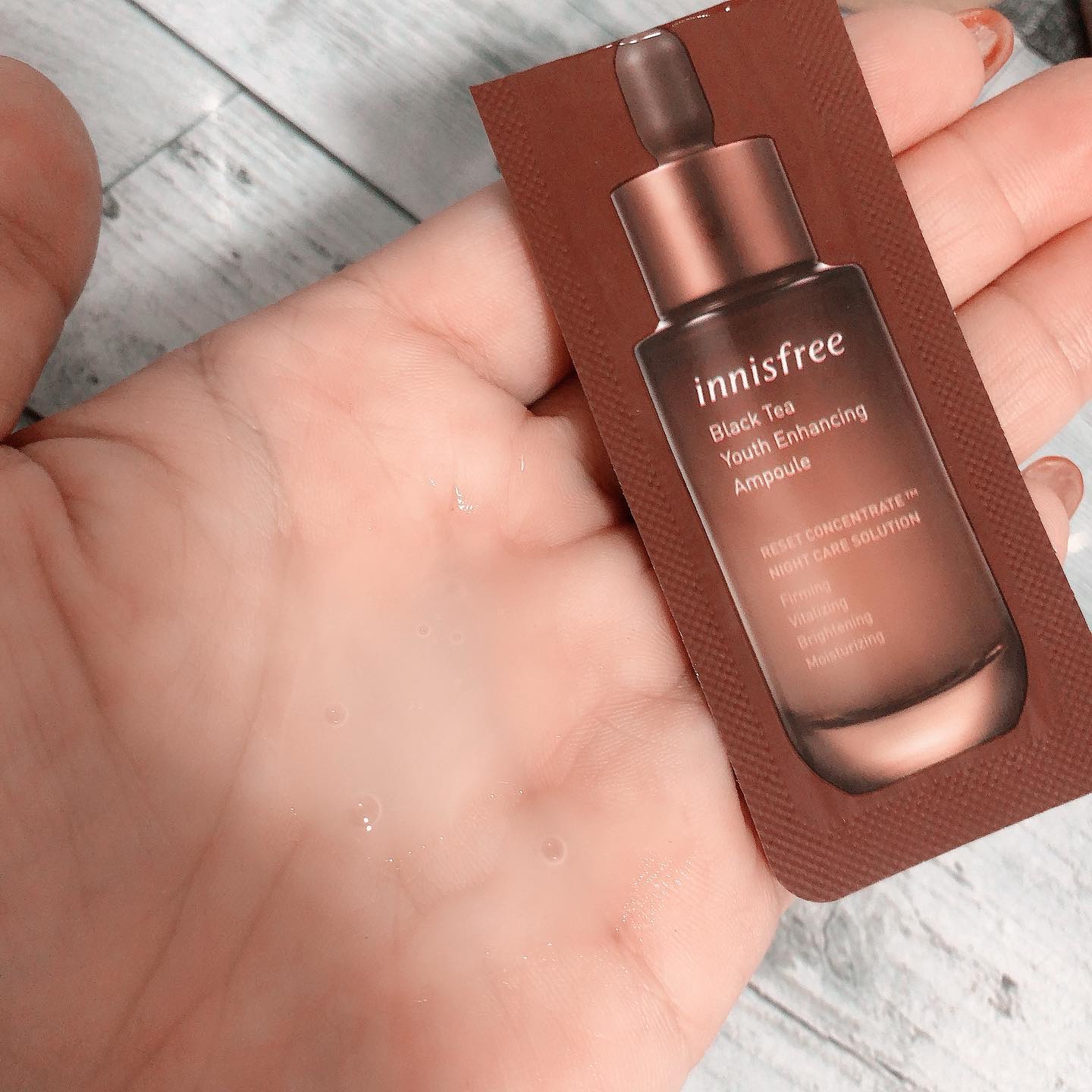 ブラックティー ユース セラム/innisfree/美容液を使ったクチコミ（3枚目）