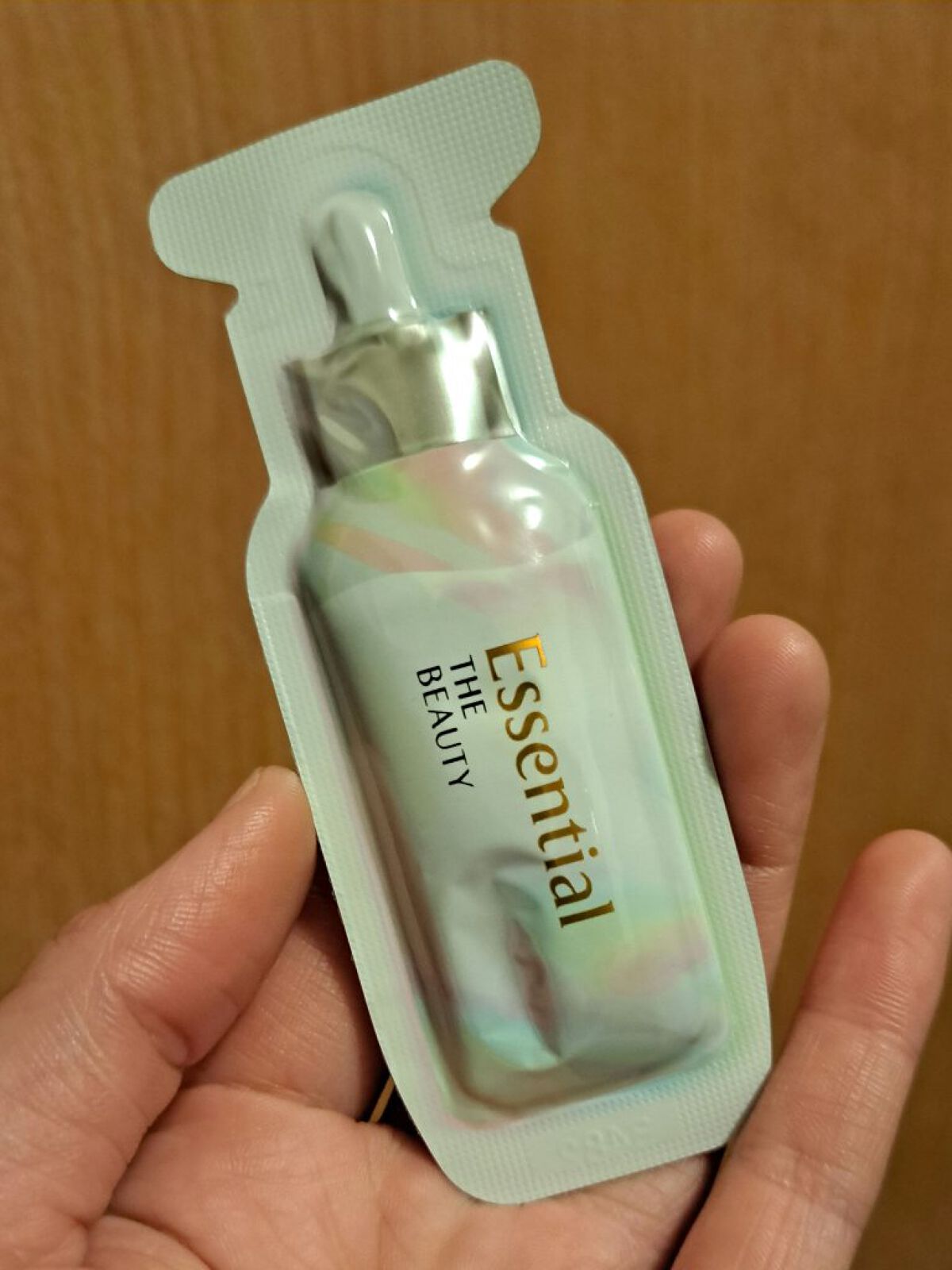 ザビューティ うるツヤチャージヘアパック/エッセンシャル/ヘアマスク・ヘアパックを使ったクチコミ（3枚目）