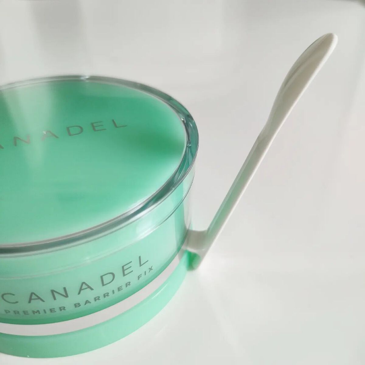 プレミアバリアフィックス /CANADEL/オールインワン化粧品を使ったクチコミ（3枚目）