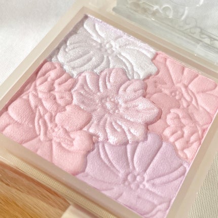 グロウフルールチークス(ブレンドタイプ)/キャンメイク/パウダーチークを使ったクチコミ(5枚目)