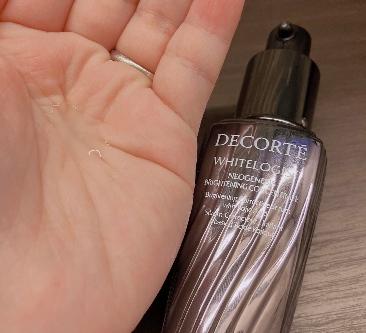 ホワイトロジスト ブライト コンセントレイト/DECORTÉ/美容液を使ったクチコミ(2枚目)