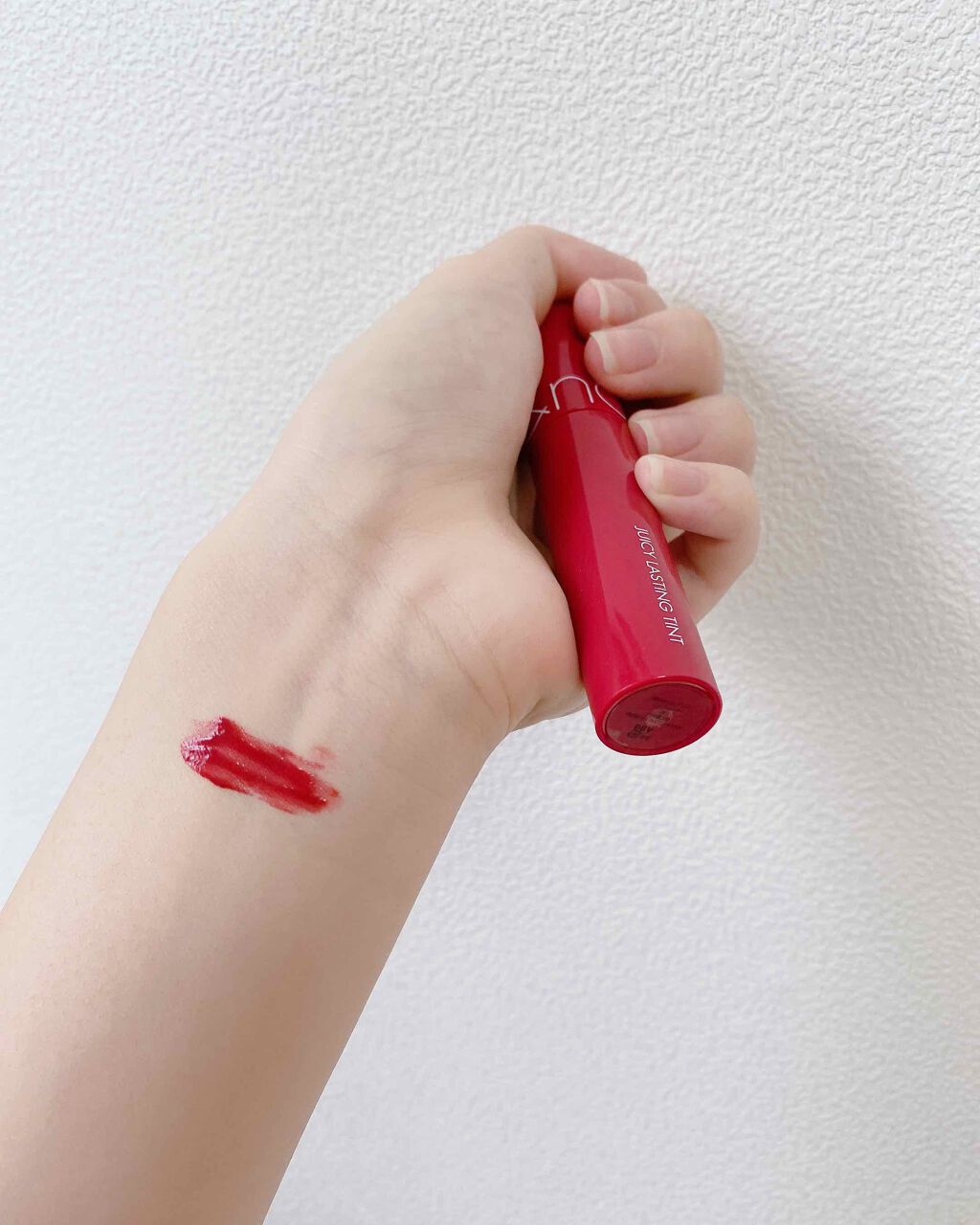 ジューシーラスティングティント/rom&nd/リップティントを使ったクチコミ(2枚目)