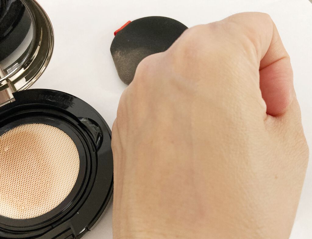 ドラマティックジェリーコンパクト/マキアージュ/クッションファンデーションを使ったクチコミ(2枚目)