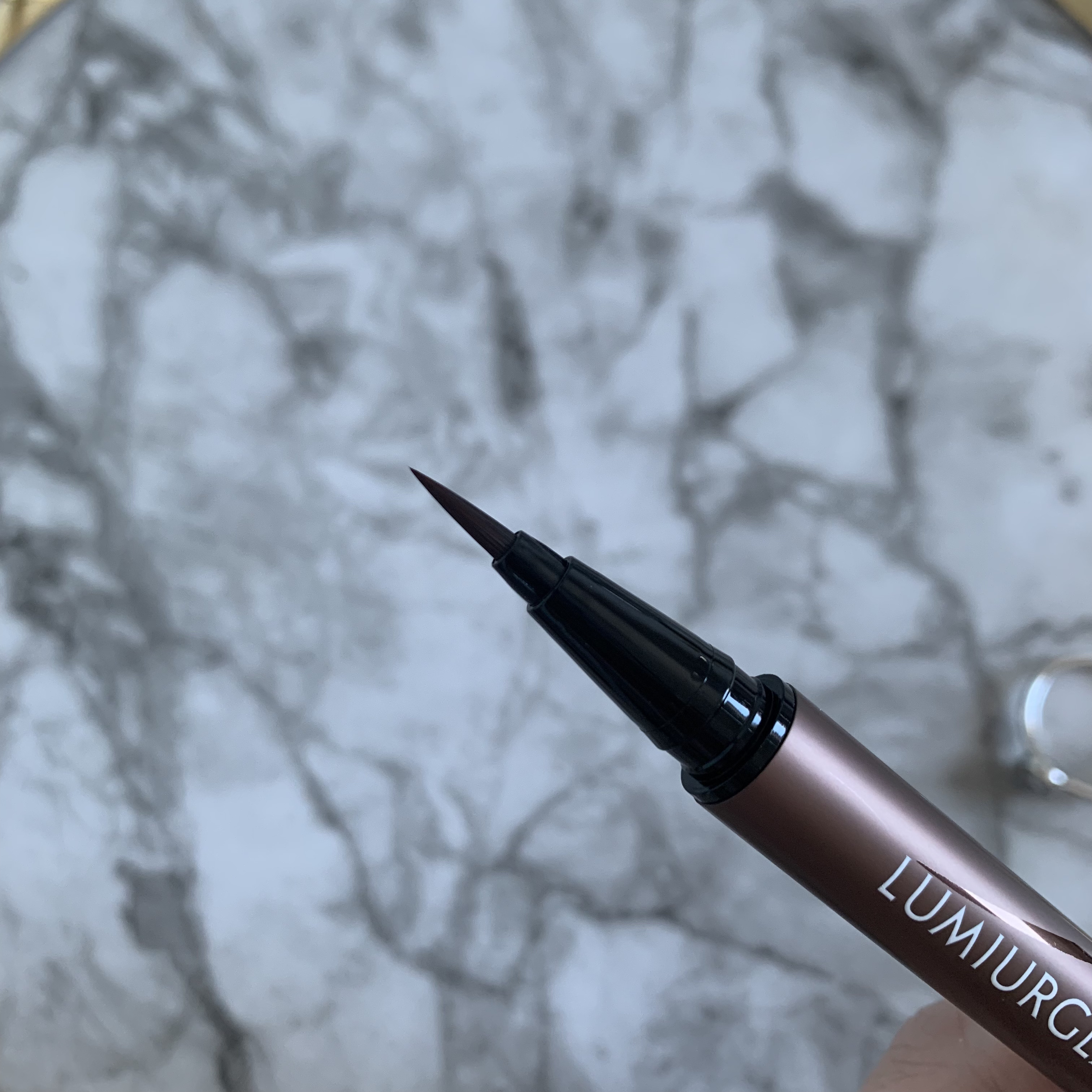 スキルレスライナー/LUMIURGLAS/リキッドアイライナーを使ったクチコミ（2枚目）