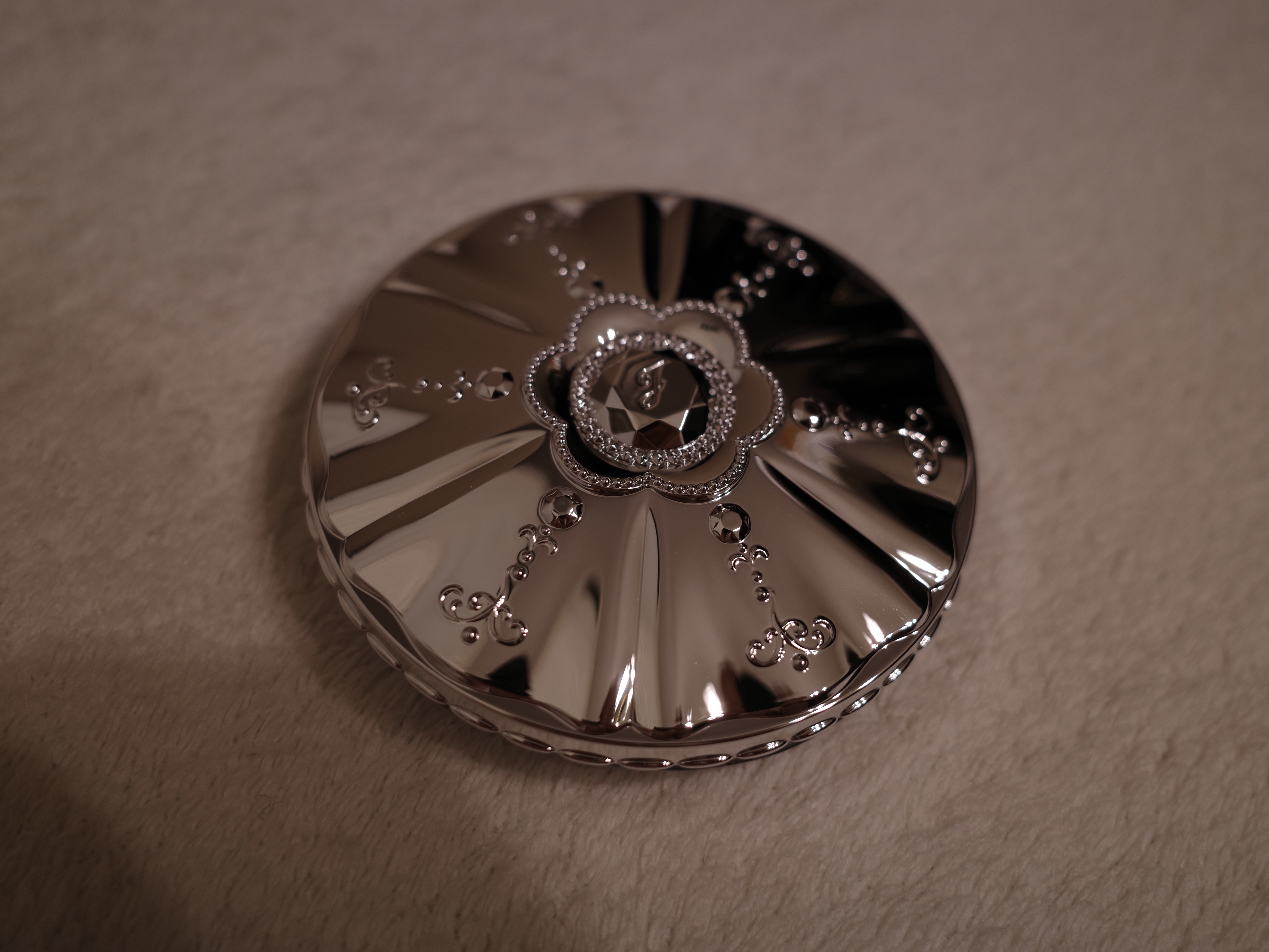 ジルスチュアート　クリスタルブルーム　リップブーケ セラム 111 happiness petal pink＜サクラブーケ＞（限定色）/JILL STUART/リッププランパーを使ったクチコミ（3枚目）