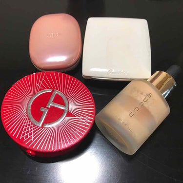 ペルル ブラン ライトブースター コンパクト/GUERLAIN/パウダーファンデーションを使ったクチコミ（1枚目）