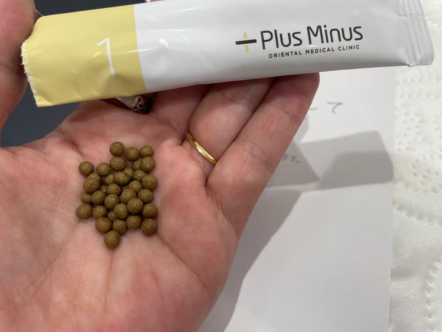 もちむ♡フォロバ100 on LIPS 「30代後半になり、2回の出産をして…私のお腹にはまだ1人いるの..」(3枚目)