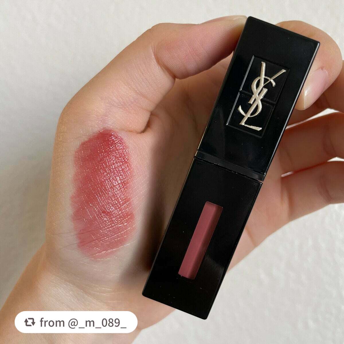 ルージュ ピュールクチュール ヴェルニ ヴィニルクリーム/YVES SAINT LAURENT BEAUTE/口紅を使ったクチコミ(3枚目)