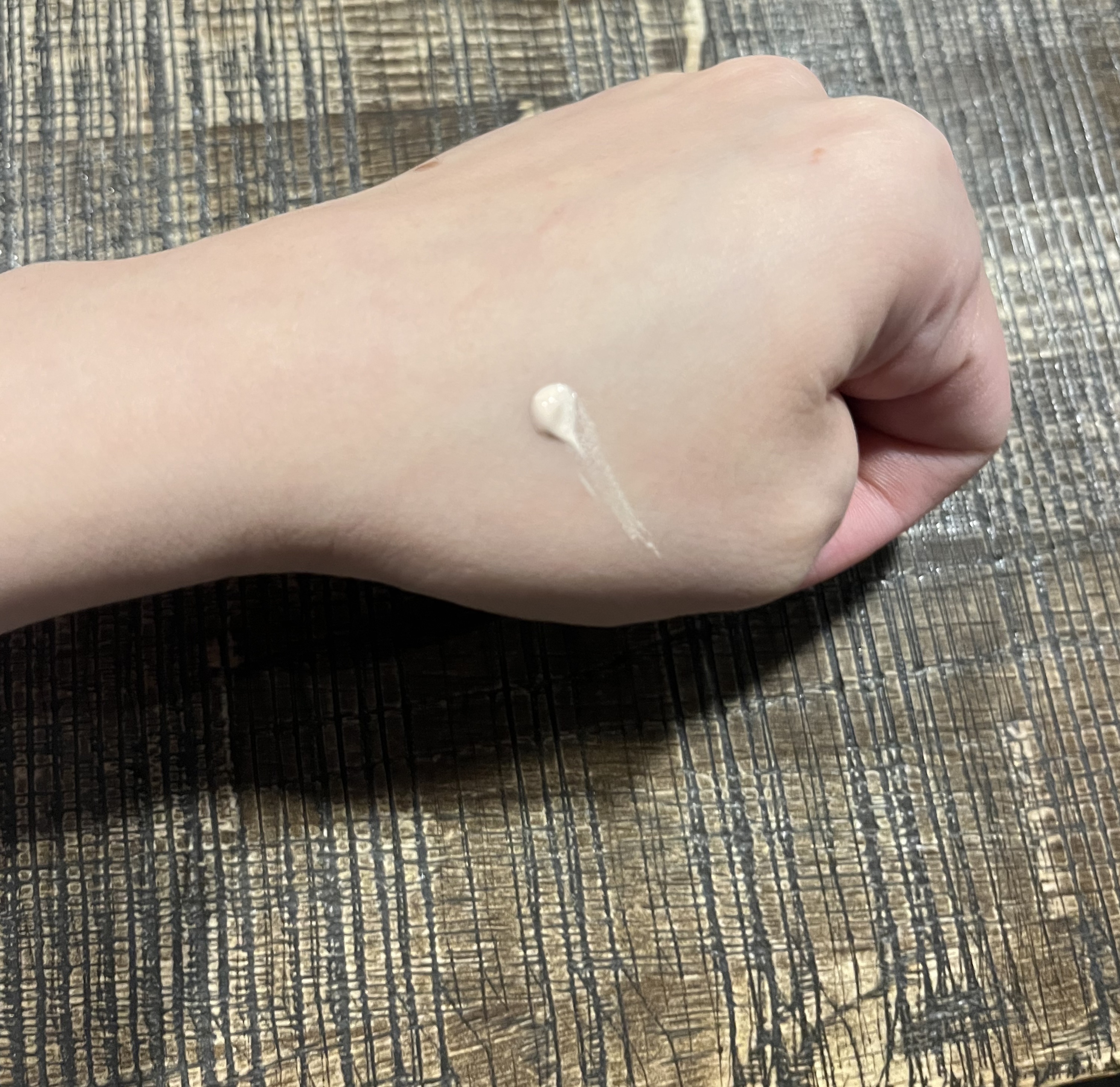 桃ナイアシン UVトーンアッププロテクション/Anua/化粧下地を使ったクチコミ（2枚目）