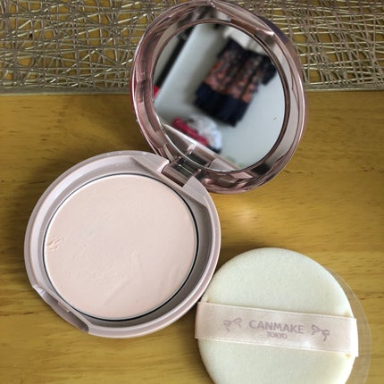 マシュマロフィニッシュパウダー MI マットアイボリーオークル(新パッケージ)/キャンメイク/プレストパウダーを使ったクチコミ(2枚目)