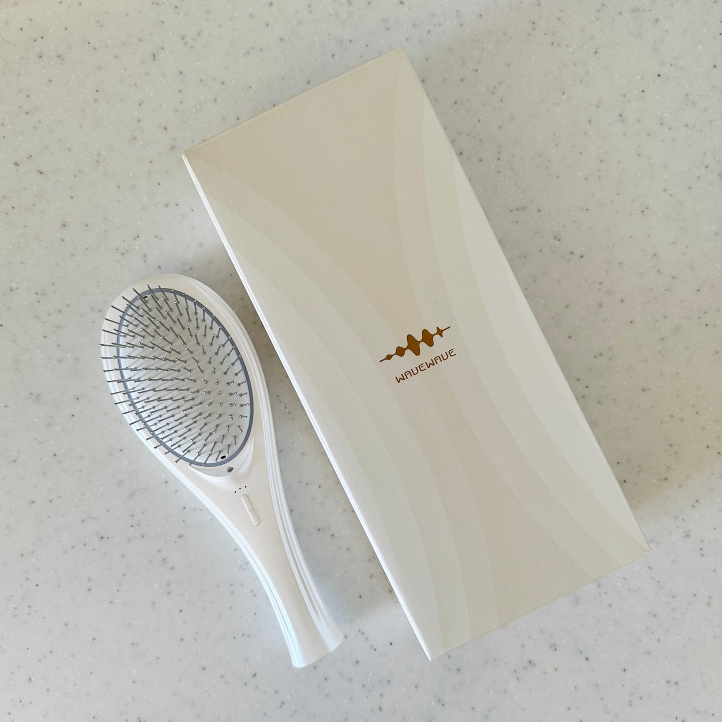 EMS Brush Air/WAVEWAVE/頭皮ケアを使ったクチコミ(6枚目)