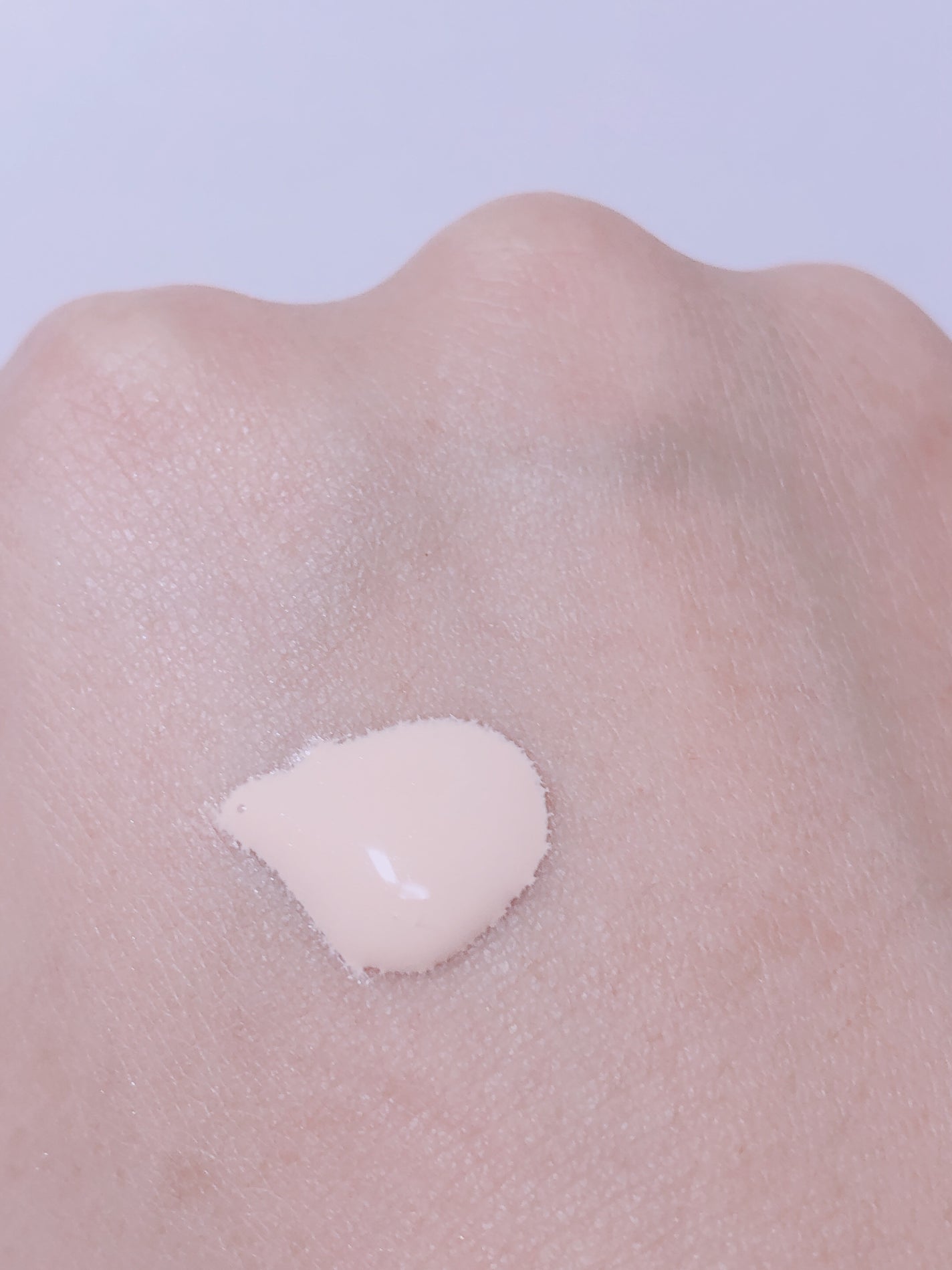 モイスチュアライジング ファンデーション プライマー/PAUL & JOE BEAUTE/化粧下地を使ったクチコミ(2枚目)