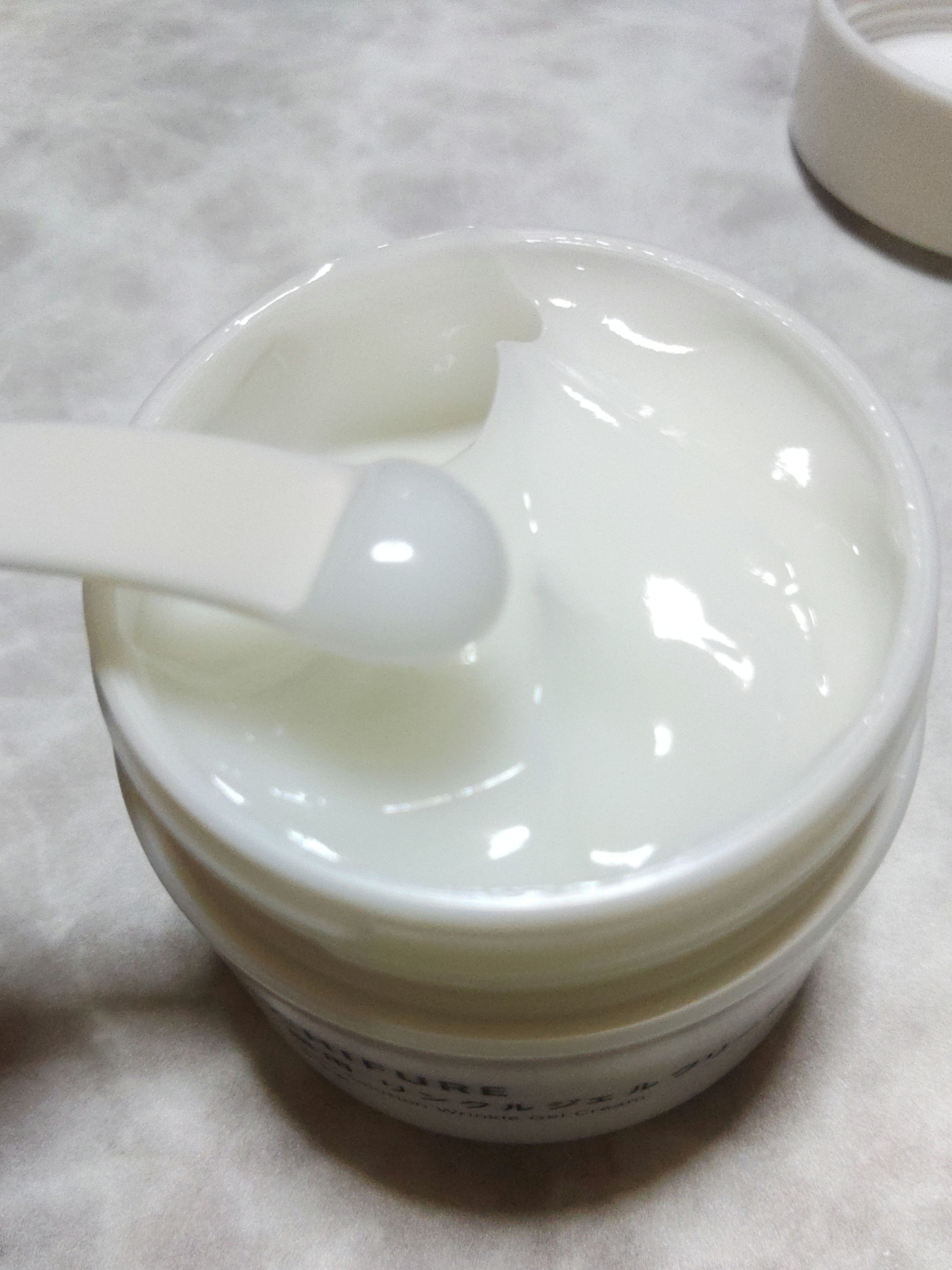 薬用 リンクルジェルクリーム/ちふれ/オールインワン化粧品を使ったクチコミ（3枚目）