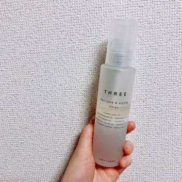 THREE ヘアケア＆スタイリング ローションのクチコミ「THREE
『ヘアケア＆スタイリングローション』

天然由来成分が 97% 🌿
細かなミスト状.....」（1枚目）