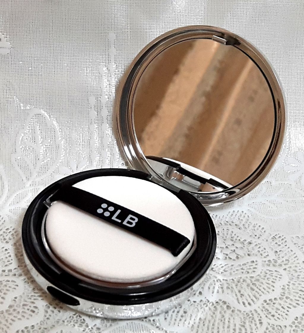 シアーマットミネラルパクトUV/LB/パウダーファンデーションを使ったクチコミ（2枚目）