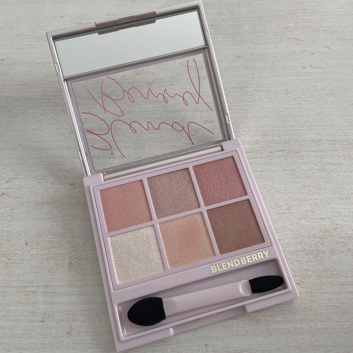 オーラクリエイション/BLEND BERRY/アイシャドウパレットを使ったクチコミ(3枚目)