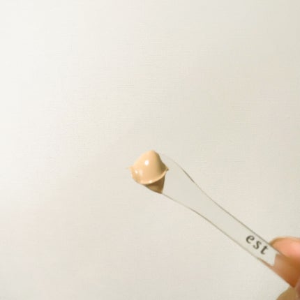 エスト フローレス コンシーリング クリームファンデーション/est/クリーム・エマルジョンファンデーションを使ったクチコミ(3枚目)